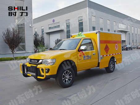 1噸礦用柴油機(jī)無(wú)軌爆破器材運(yùn)輸車